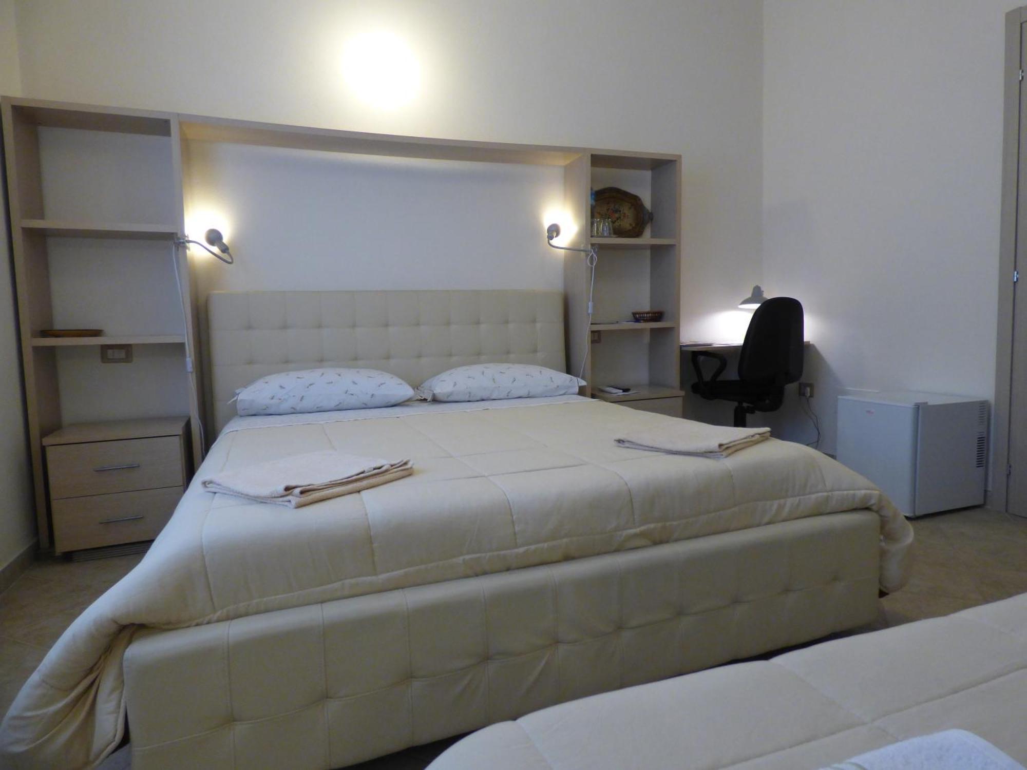 Hotel Anania Cagliari Pokoj fotografie